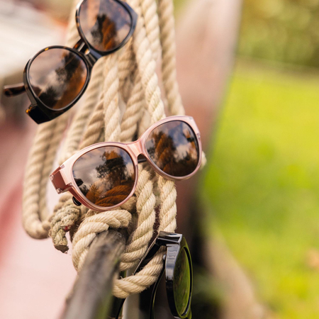 Okulary przeciwsłoneczne nakładane na okulary korekcyjne, Czarny błyszczący, Bern M