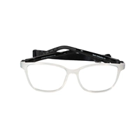 Czarny || Transparentny biały || C14