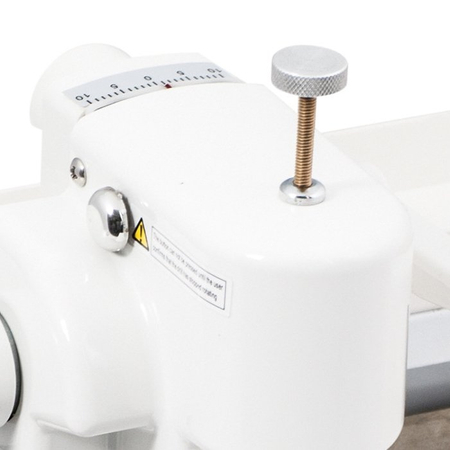 Automatyczna wiertarka do wiercenia i frezowania soczewek okularowych