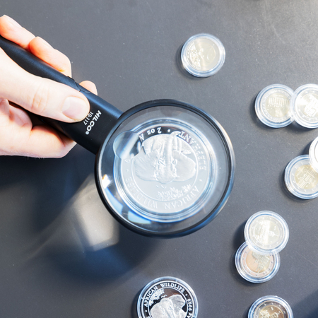 Lupa okrągła podświetlana wielokątna