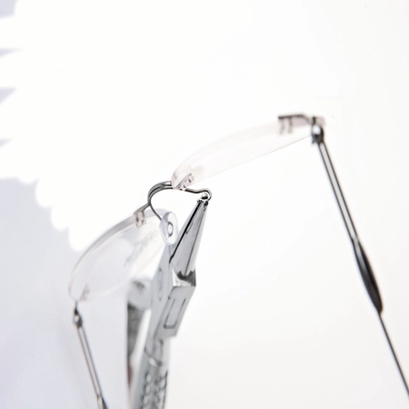 Cęgi z płaskimi długimi ostrzami