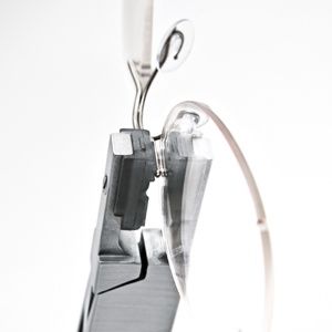 Cęgi do zaciskania tulei z tworzywa sztucznego