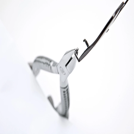 Cęgi z płaskimi ostrzami