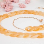 Łańcuszki do okularów akrylowo-metalowe brzoskwiniowe - 2 szt.