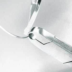 Cęgi specjalne do opraw wierconych