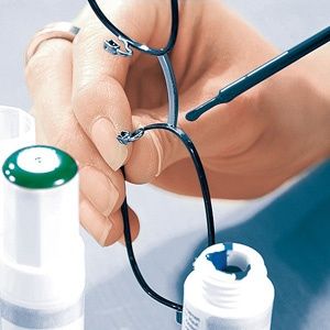 Lakier do napraw transparentny